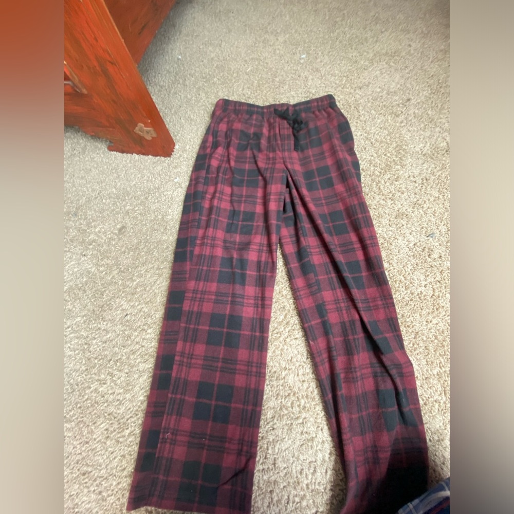 Medium Men’s checkered pajama pants